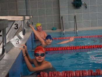 ZAWODY PŁYWACKIE - WYNIKI + ZDJĘCIA - zdjęcie113