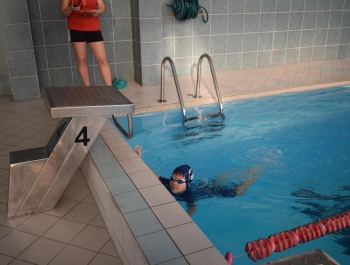 ZAWODY PŁYWACKIE - WYNIKI + ZDJĘCIA - zdjęcie148